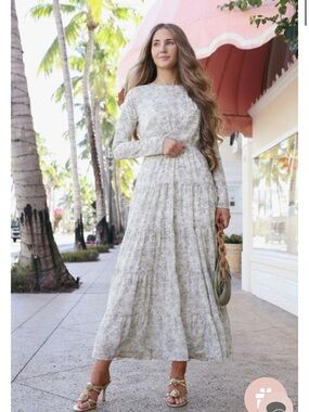 Dainty Jewells Long Sleeve Tiered Maxi Dress in Sage Floral